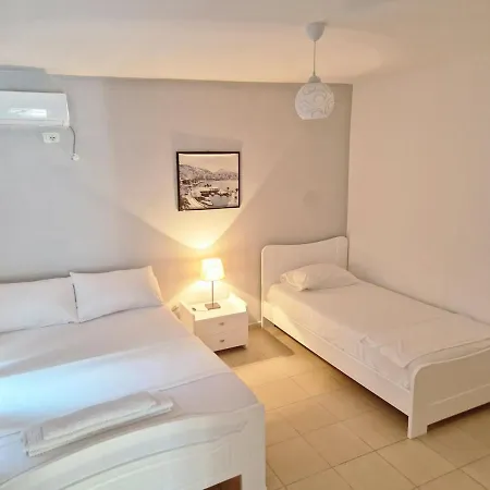 Διαμέρισμα Sala Apartment's
