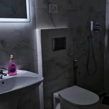 Διαμέρισμα Sala Apartment's *