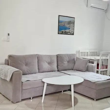 Sala Apartment's